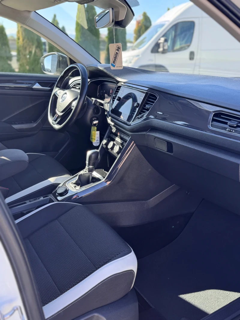 VW T-Roc * 4MOTION* DIGITAL* FULL LED* , снимка 13 - Автомобили и джипове - 51754286