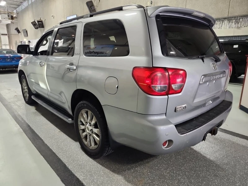 Toyota Sequoia * LIMITED * CARFAX * БЕЗ ПЪРВОНАЧАЛНА ВНОСКА, снимка 4 - Автомобили и джипове - 53001311