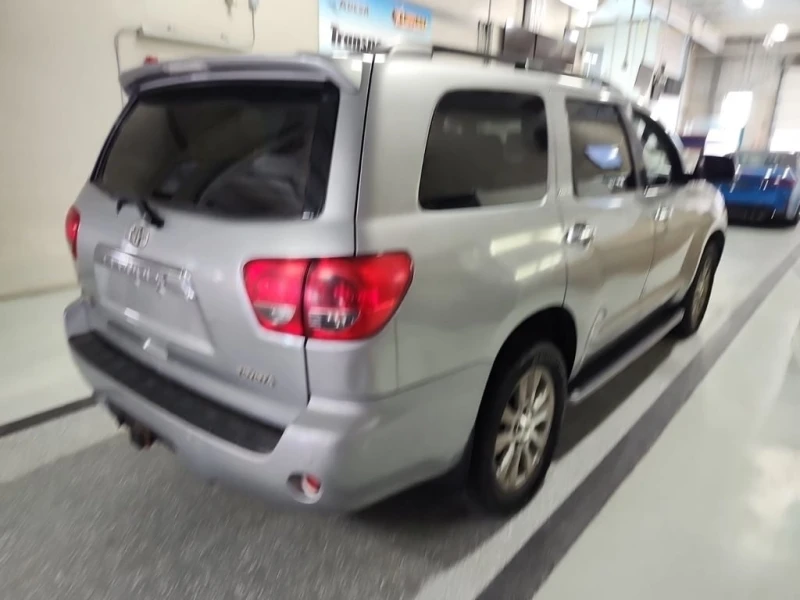 Toyota Sequoia * LIMITED * CARFAX * БЕЗ ПЪРВОНАЧАЛНА ВНОСКА, снимка 3 - Автомобили и джипове - 53001311