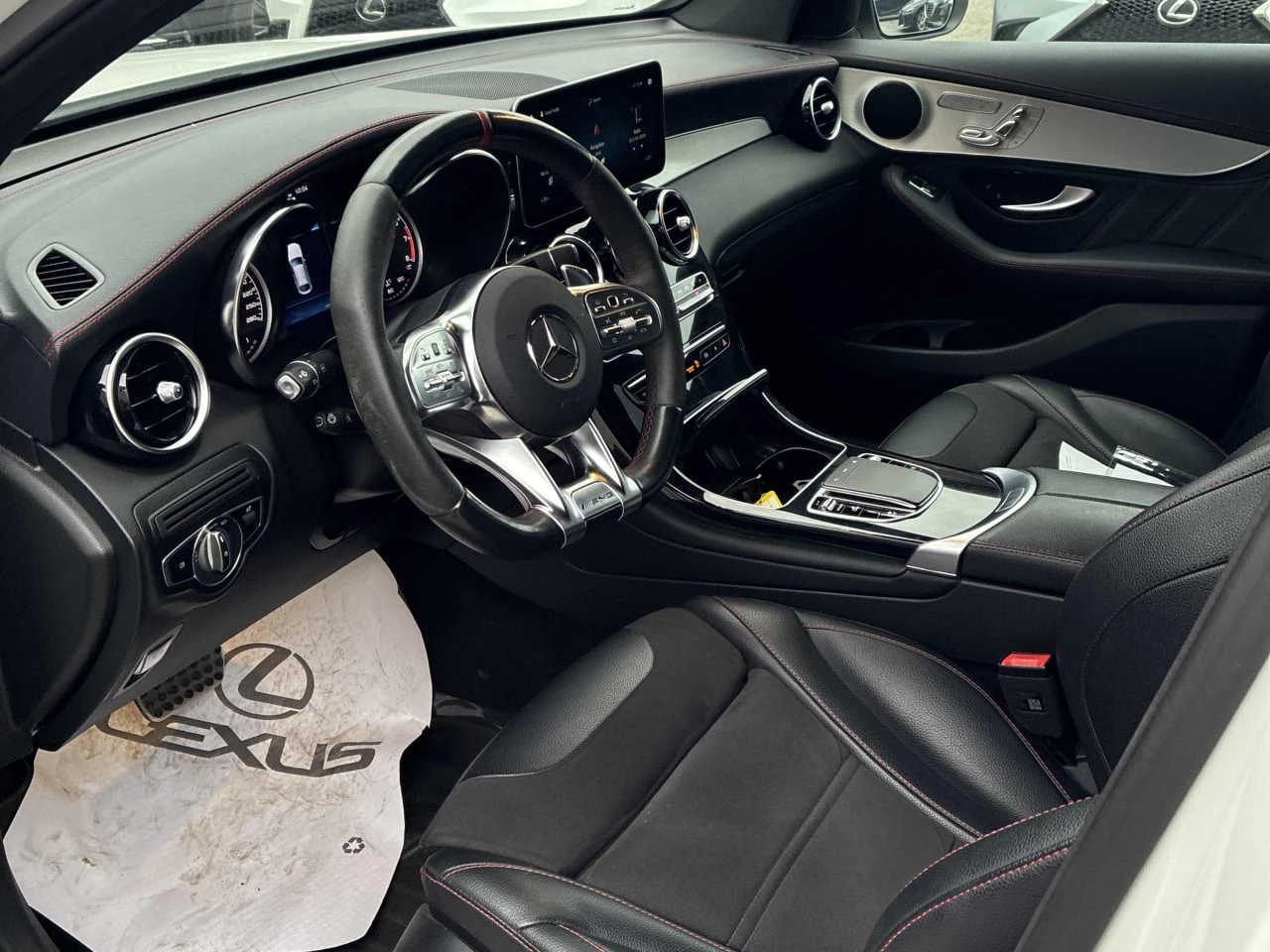 Mercedes-Benz GLC 43 AMG * АВТО КРЕДИТ* ЦЕНА ДО БГ * Сервизна история *  - изображение 7
