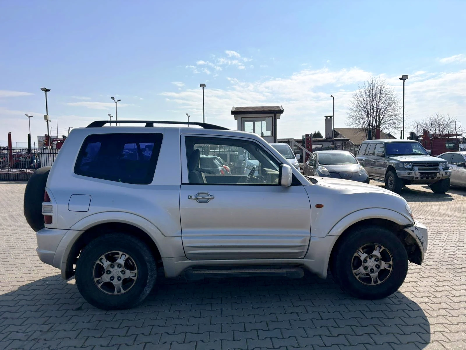 Mitsubishi Pajero 3.2DID, снимка 3 - Автомобили и джипове - 53993312