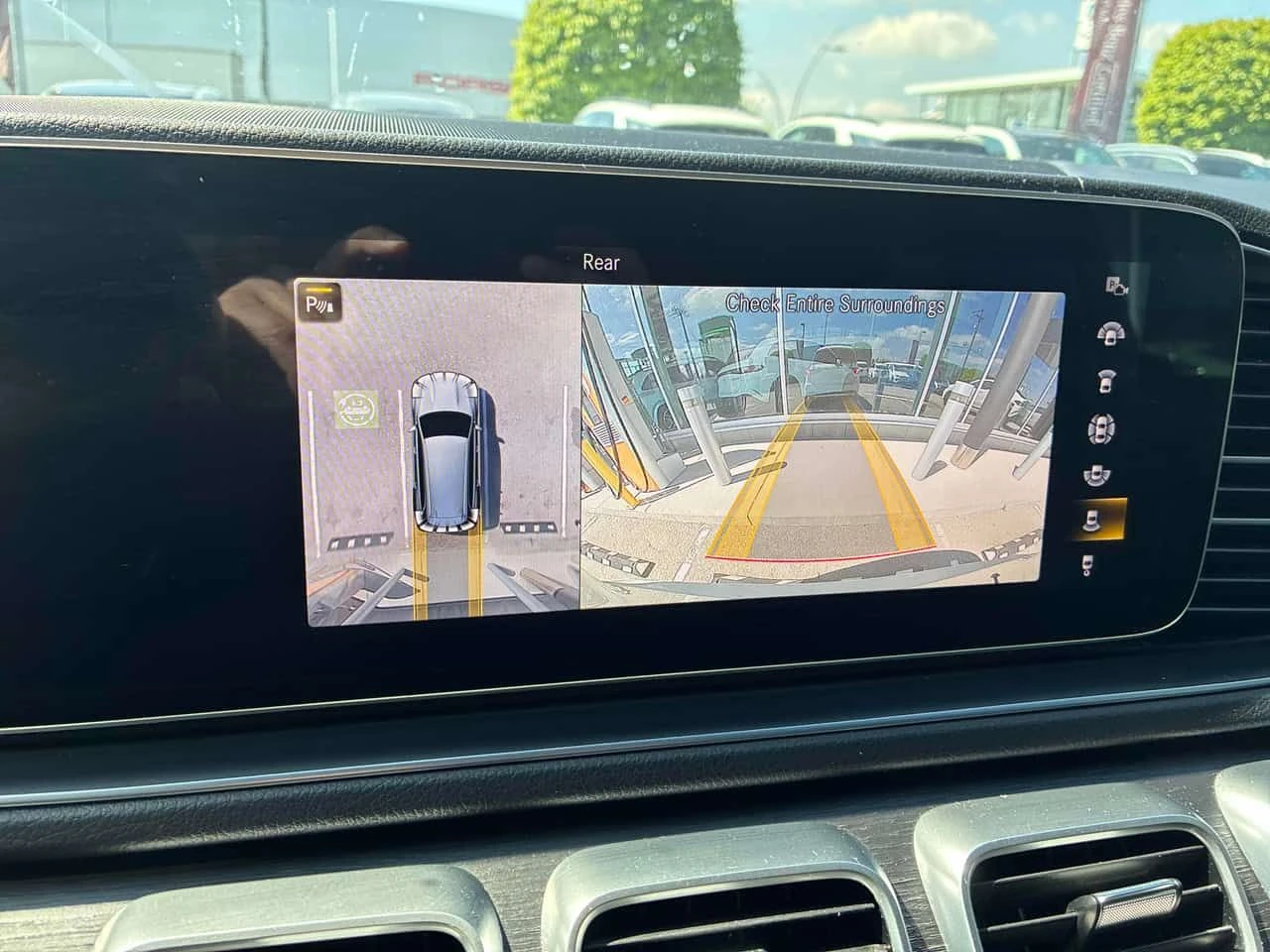Mercedes-Benz GLS 450 * ГЛАВНО ПРЕДСТАВИТЕЛСТВО НА MERCEDES* , снимка 11 - Автомобили и джипове - 54396457