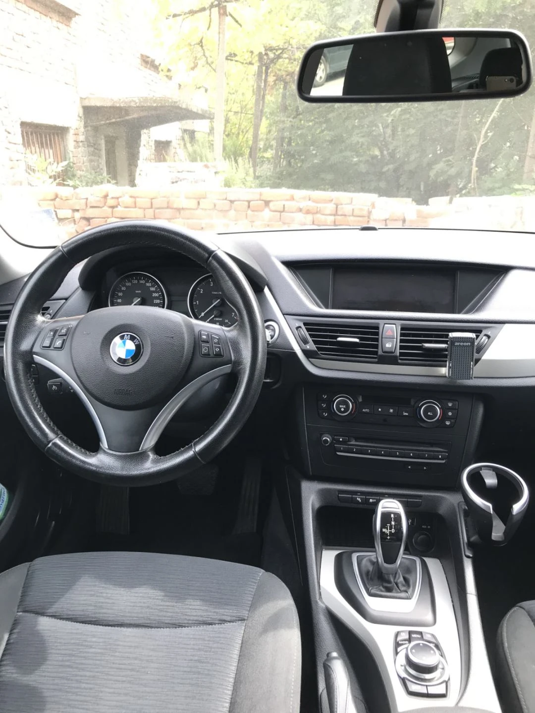 BMW X1, снимка 4 - Автомобили и джипове - 55313712