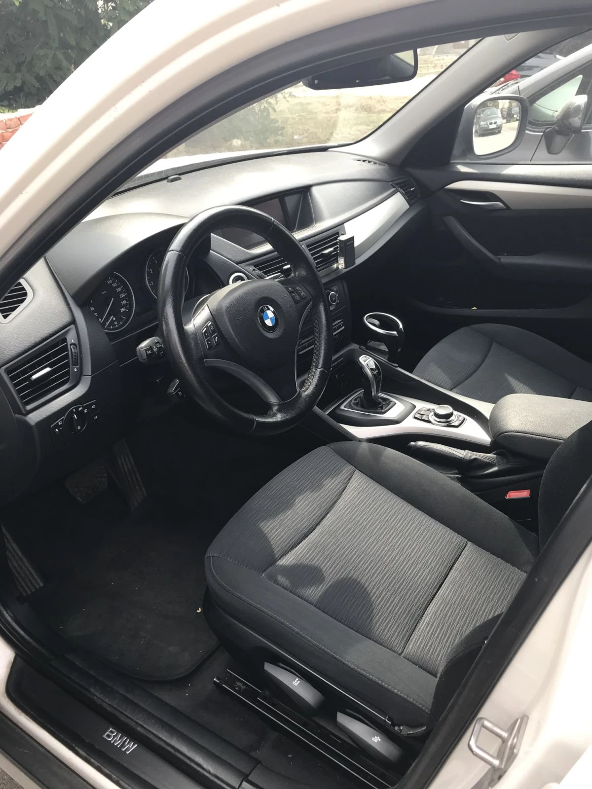 BMW X1, снимка 5 - Автомобили и джипове - 55313712