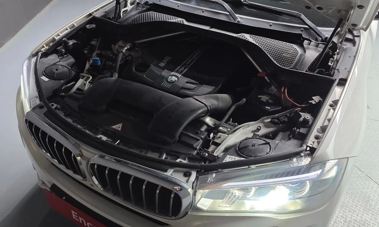 BMW X5 F 15, снимка 14 - Автомобили и джипове - 55352176
