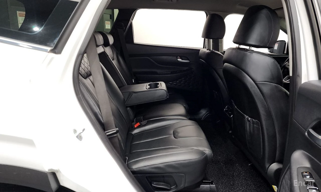Hyundai Santa fe 2.5T Premium 4x4* ПОДГРЕВ* ОБДУХВАНЕ* КАМЕРА* , снимка 13 - Автомобили и джипове - 55431434