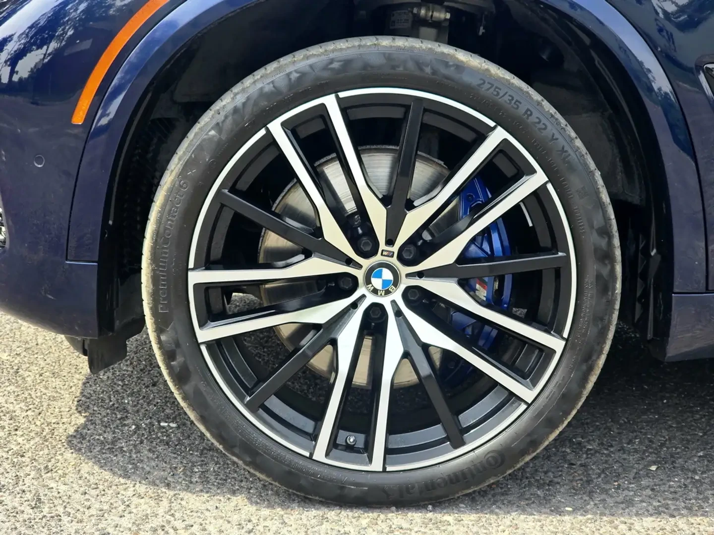 BMW X5 xDrive40i/ОБДУХ/ЛАЗЕР/HUD/HK/AIR/КРИСТАЛ/360/ПАНО/, снимка 4 - Автомобили и джипове - 55461755