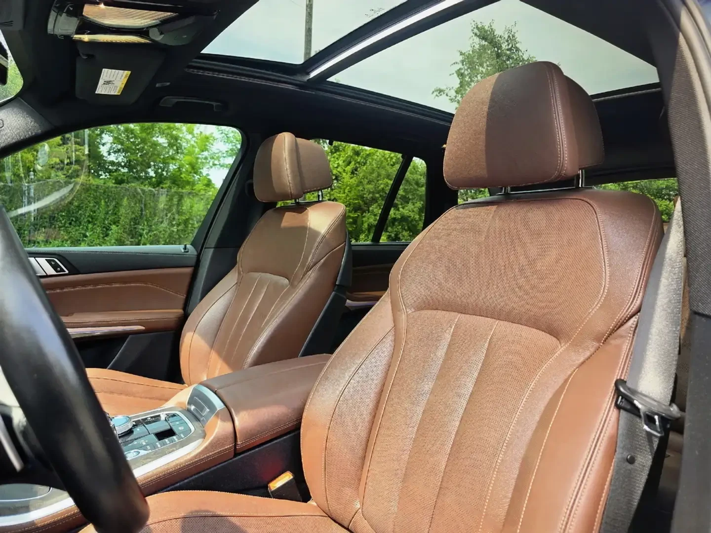 BMW X5 xDrive40i/ОБДУХ/ЛАЗЕР/HUD/HK/AIR/КРИСТАЛ/360/ПАНО/, снимка 15 - Автомобили и джипове - 55461755