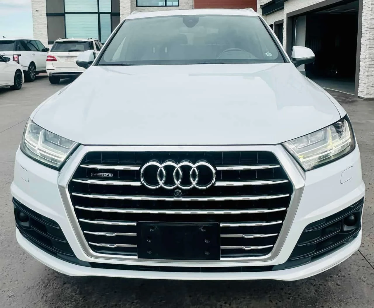 Audi Q7 * 3.0T TECHNIK S-LINE* DISTRONIC* ОБДУХВАНЕ* , снимка 6 - Автомобили и джипове - 55743547