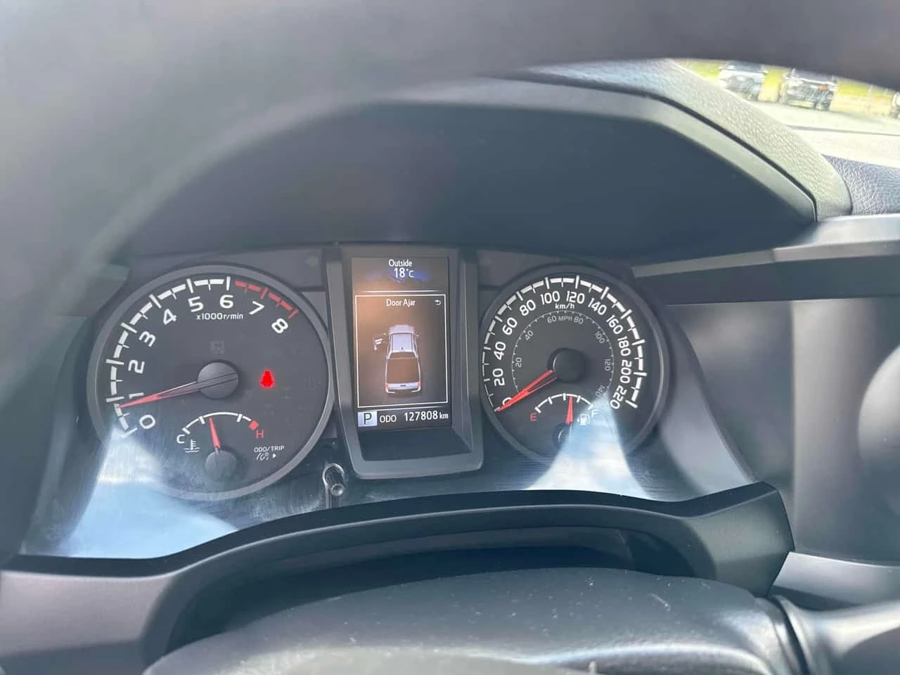 Toyota Tacoma * 4x4 Double Cab Auto* АВТОКРЕДИТ* , снимка 8 - Автомобили и джипове - 56193353