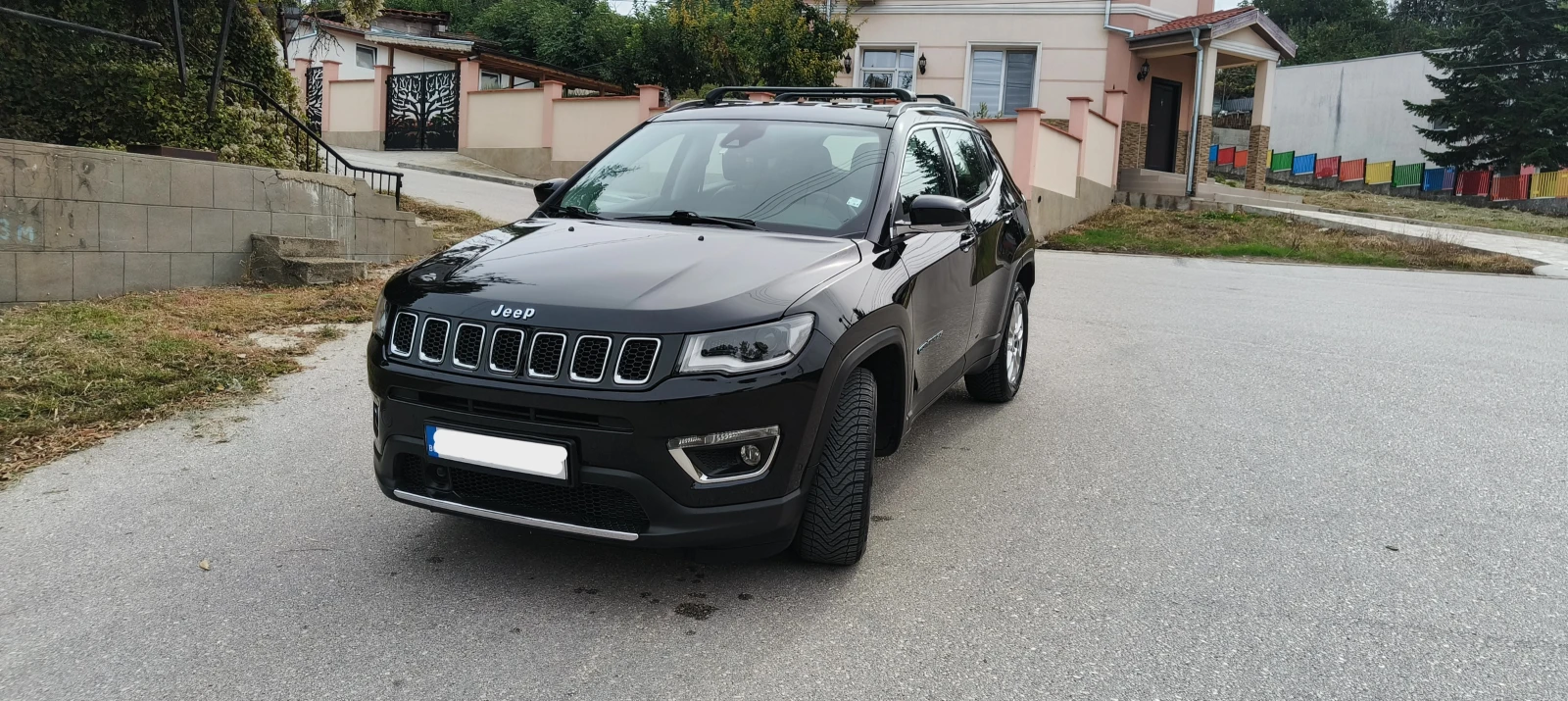 Jeep Compass, снимка 2 - Автомобили и джипове - 56235635