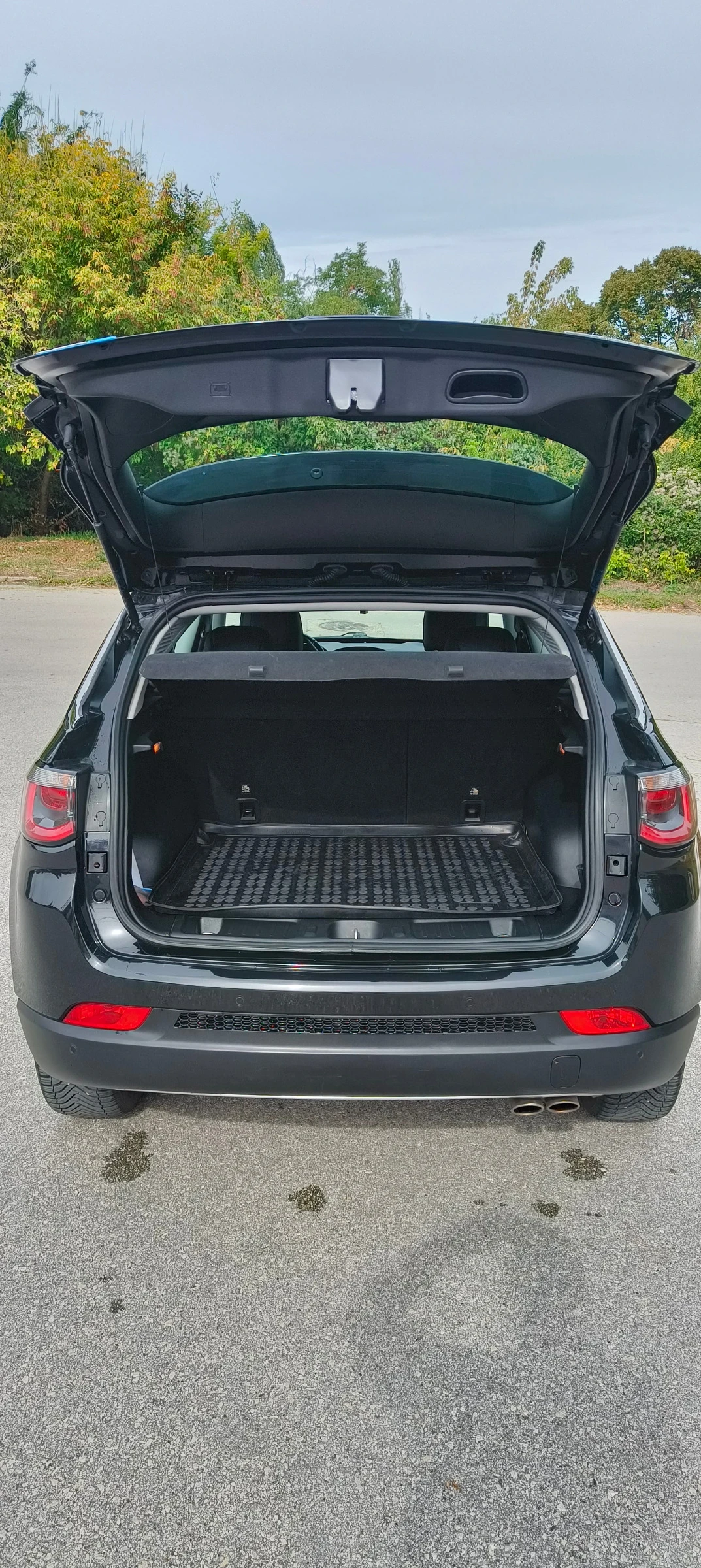 Jeep Compass, снимка 10 - Автомобили и джипове - 56235635