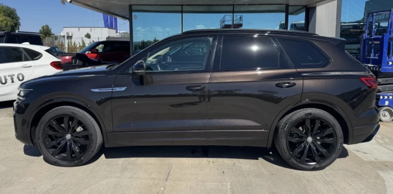 VW Touareg R line , снимка 7 - Автомобили и джипове - 56435767