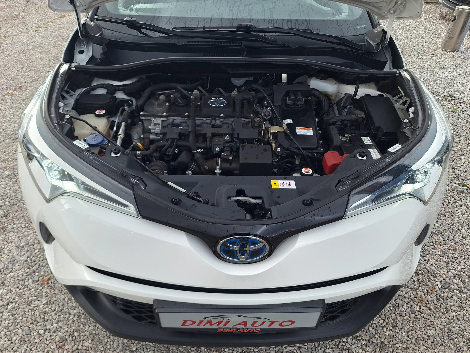 Toyota C-HR 1.8 Hybrid 97000 km!Navi Kamera Full! | Mobile.bg � ����������� 17