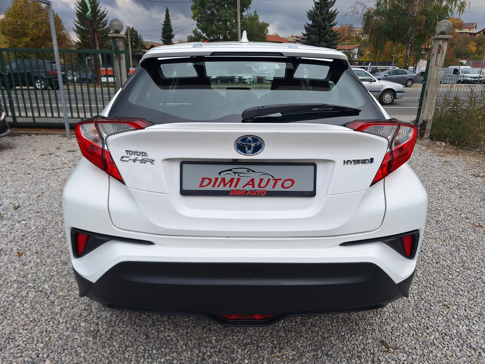 Toyota C-HR 1.8 Hybrid 97000 km!Navi Kamera Full! | Mobile.bg � ����������� 4
