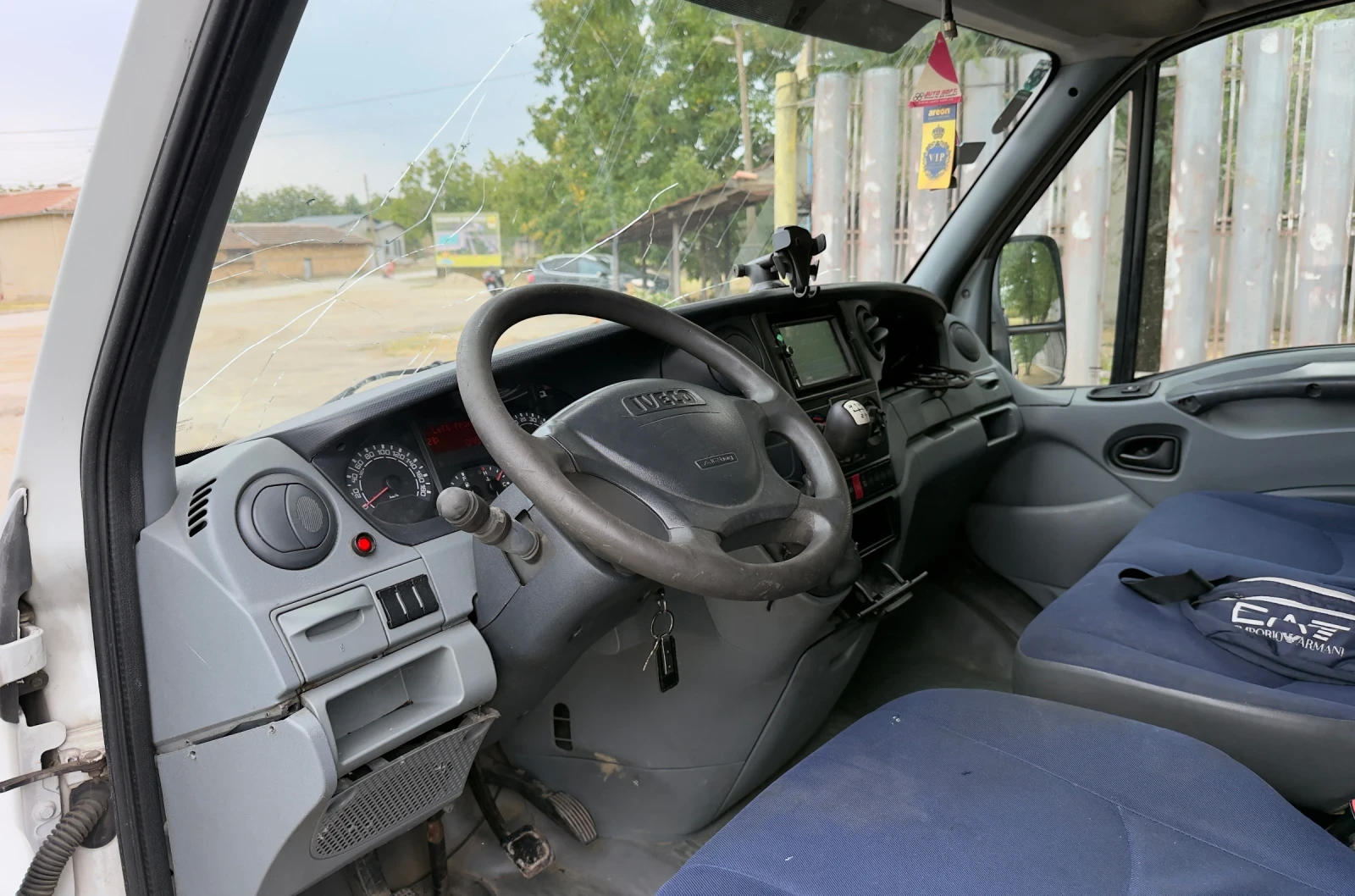 Iveco 35c15 * 3.0D* ПАДАЩ БОРД* ТОП ЦЕНА* , снимка 4 - Бусове и автобуси - 55792521