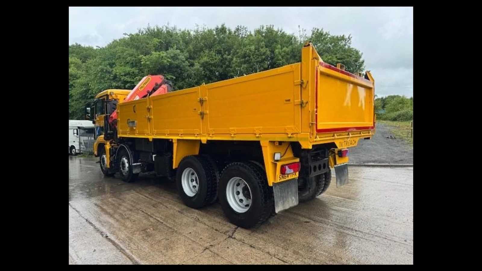 Volvo Fm TGS 32.400 E6 8x4 - изображение 6