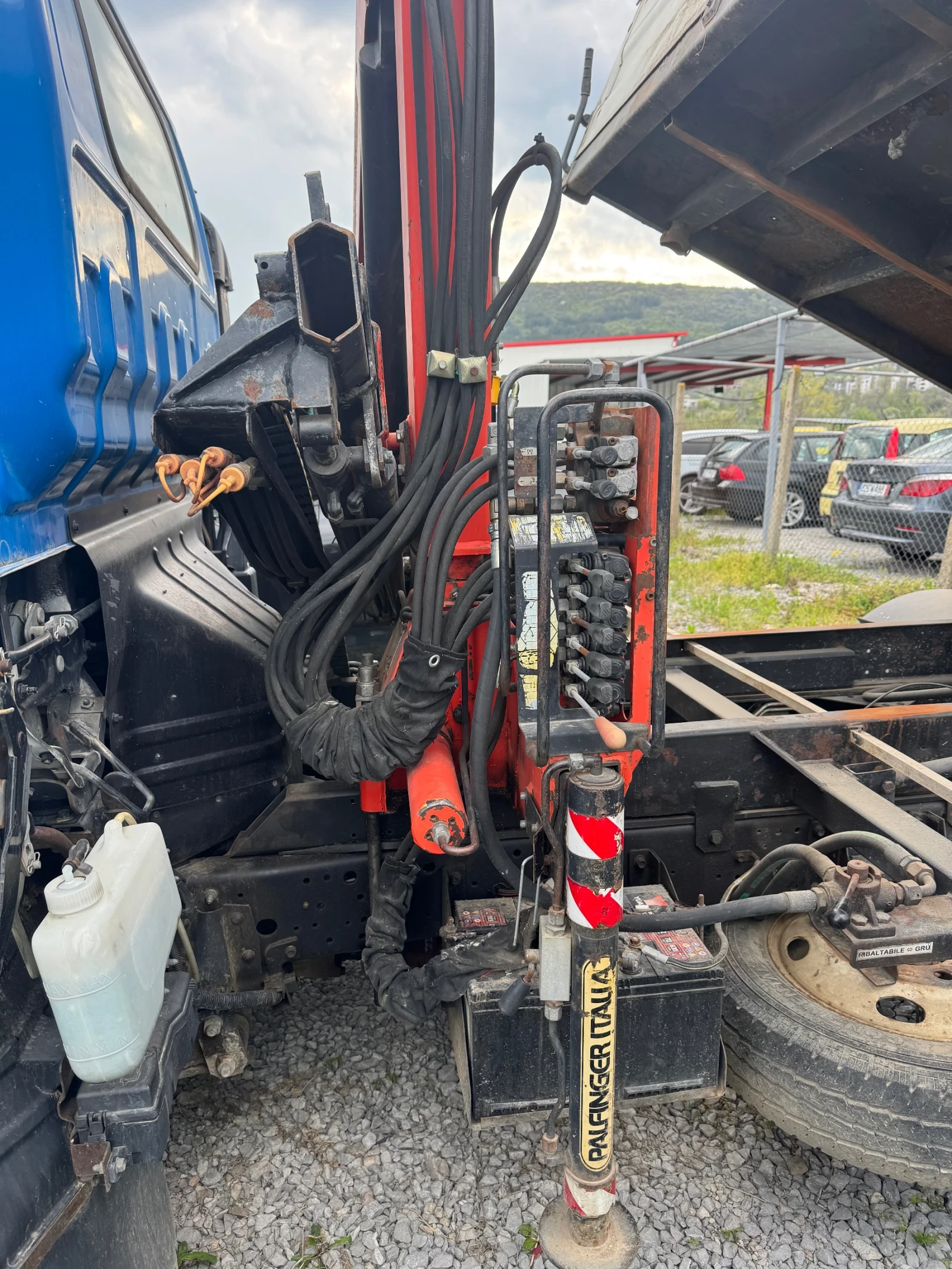 Iveco 35c15 Самосвал с кран, снимка 4 - Камиони - 54744125