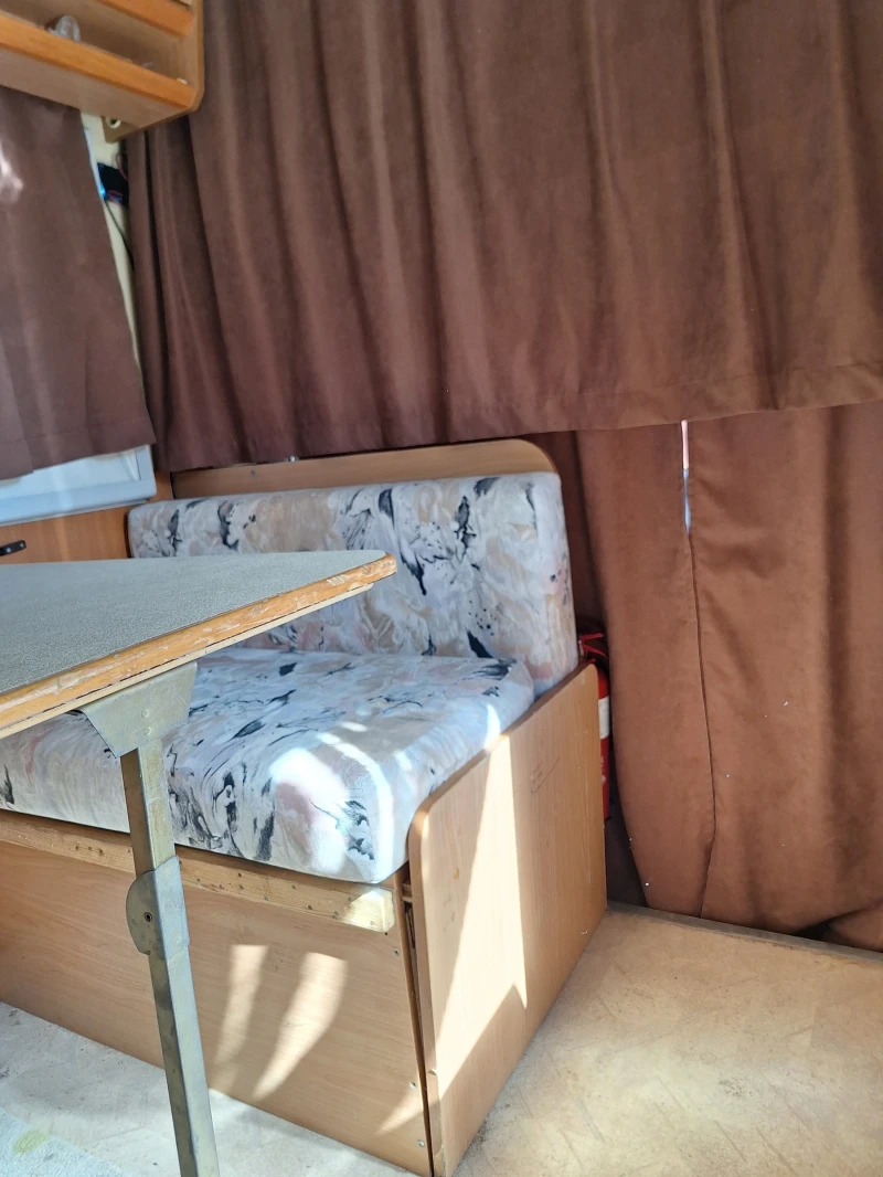 Кемпер Ford транзит, снимка 2 - Каравани и кемпери - 52392163