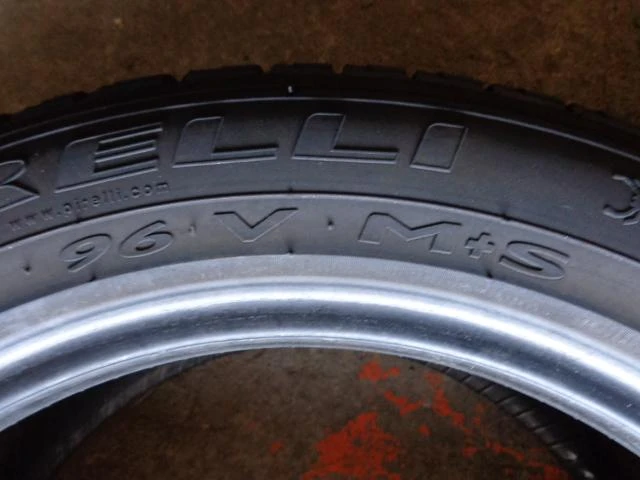 Гуми Всесезонни 215/60R17, снимка 8 - Гуми и джанти - 14351929