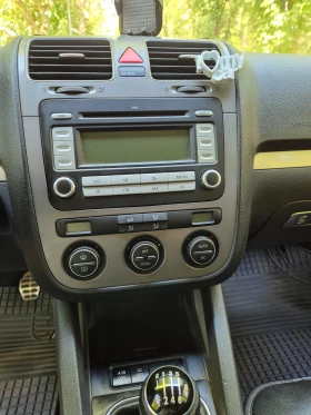 Обява за продажба на VW Golf Golf V 1.9 105 к.с ~8 000 лв. - изображение 6