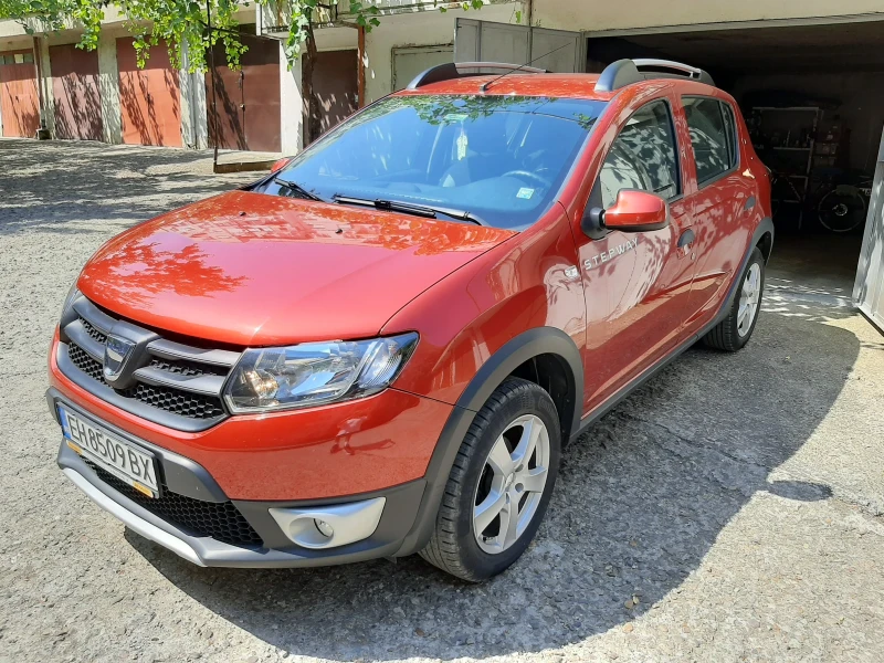 Dacia Sandero Хечбек, снимка 2 - Автомобили и джипове - 49136004