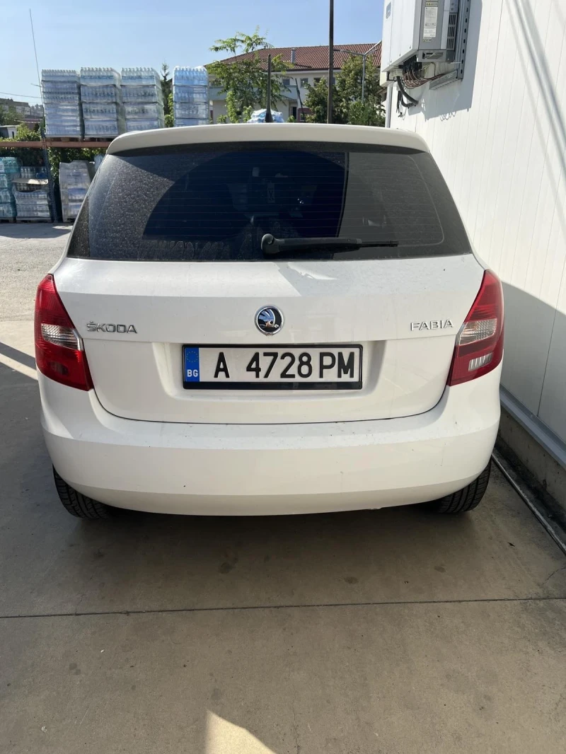 Skoda Fabia, снимка 2 - Автомобили и джипове - 46996537