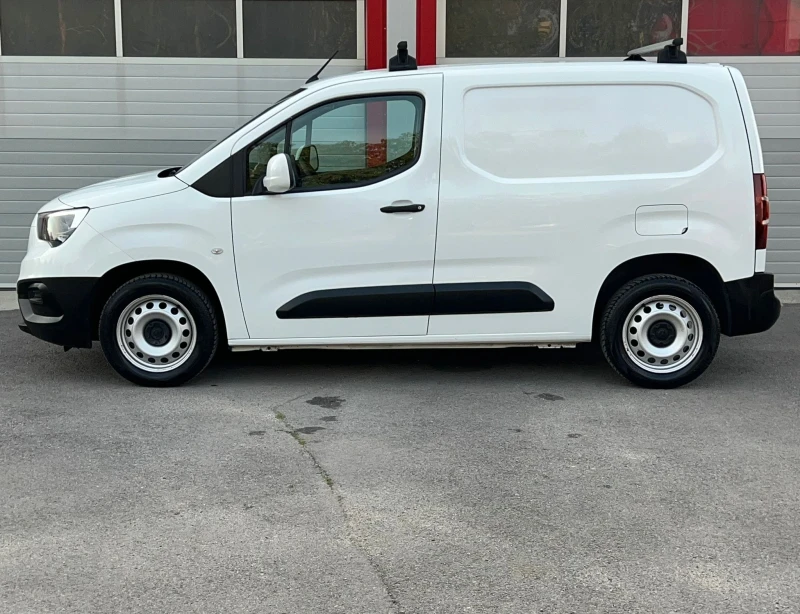 Opel Combo 1.6D NAVI KLIMATIK EVRO 6B 3-МЕСТА!!!, снимка 6 - Автомобили и джипове - 47183590