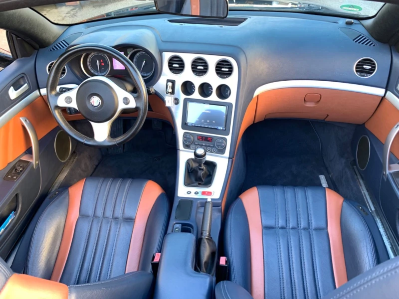 Alfa Romeo Spider Germany* Exclusive* 3.2 V6 Q4 Exclusive* 18&#34;* , снимка 10 - Автомобили и джипове - 47554321