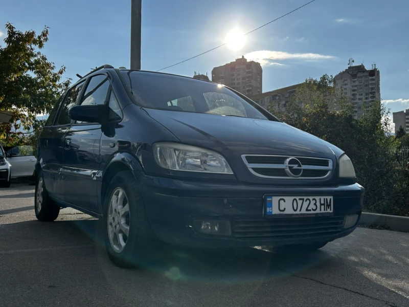 Opel Zafira, снимка 1 - Автомобили и джипове - 47564520