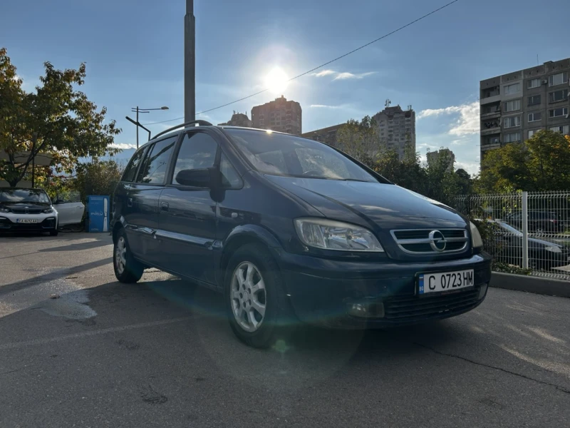 Opel Zafira, снимка 7 - Автомобили и джипове - 47564520