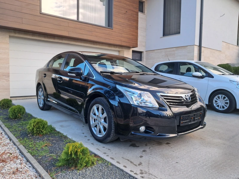 Toyota Avensis 1.8i-112000км., снимка 2 - Автомобили и джипове - 48084996