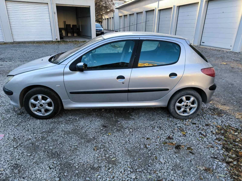 Peugeot 206 1.4 HDI, снимка 5 - Автомобили и джипове - 48086457