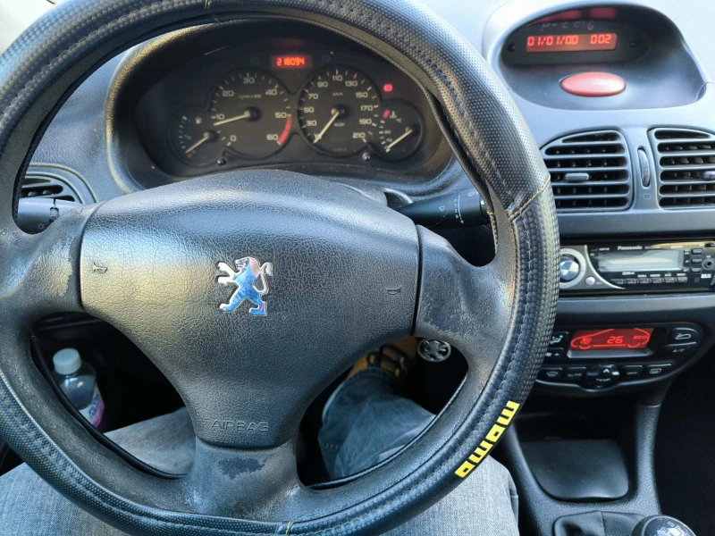 Peugeot 206 1.4 HDI, снимка 7 - Автомобили и джипове - 48086457