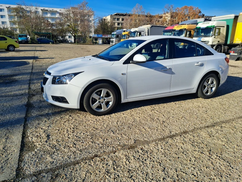 Chevrolet Cruze 1, 8 БЕНЗИН/ГАЗ, снимка 7 - Автомобили и джипове - 48105407