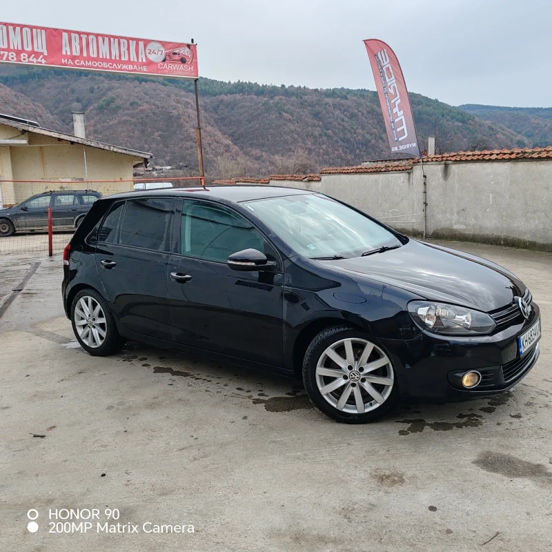 VW Golf, снимка 2 - Автомобили и джипове - 48810654