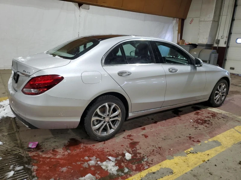 Mercedes-Benz C 300, снимка 3 - Автомобили и джипове - 49588444