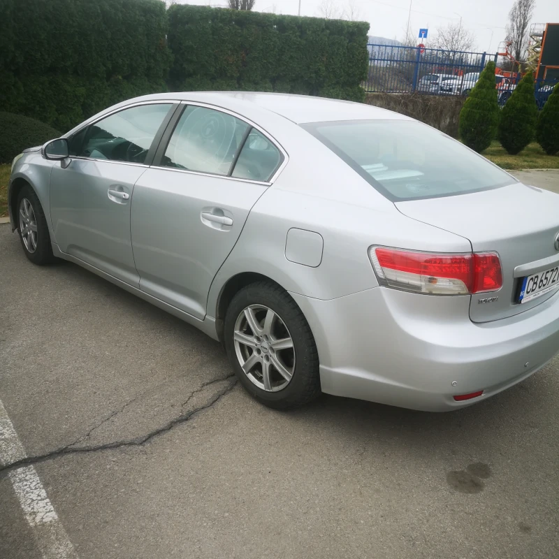 Toyota Avensis, снимка 9 - Автомобили и джипове - 52971905