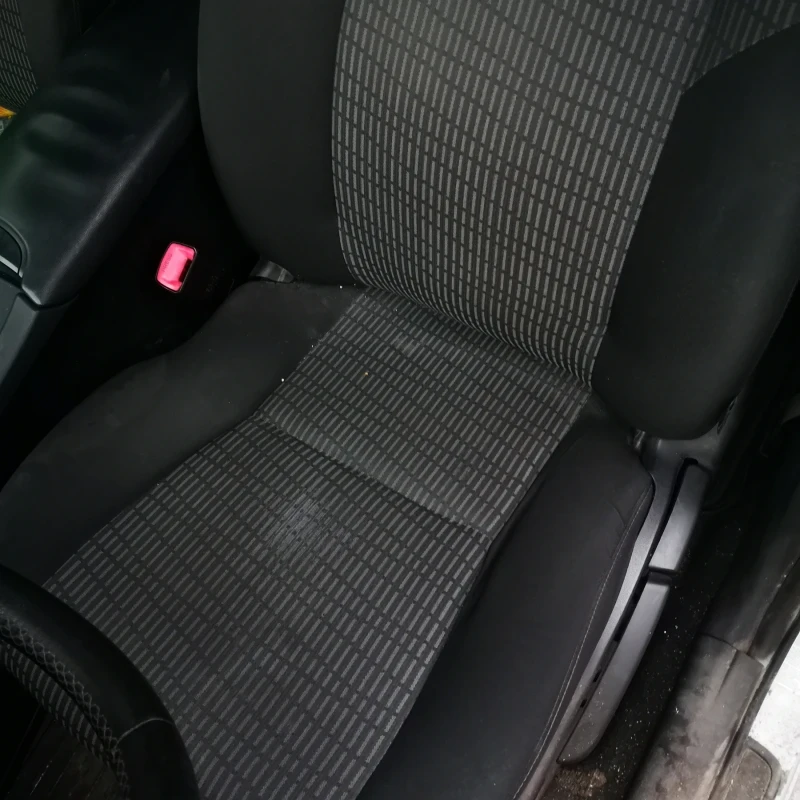 Toyota Avensis, снимка 7 - Автомобили и джипове - 52971905