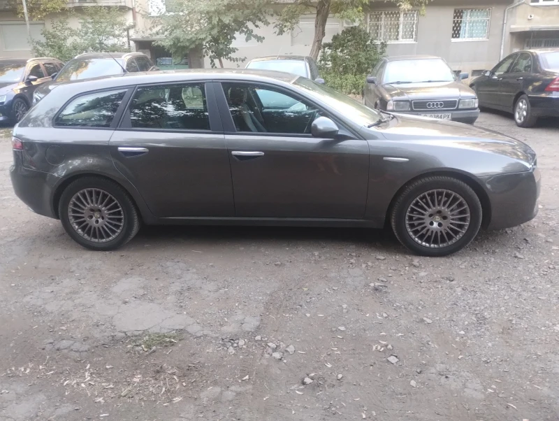 Alfa Romeo 159 sportwagon 2.4 jtd m, снимка 4 - Автомобили и джипове - 52395681