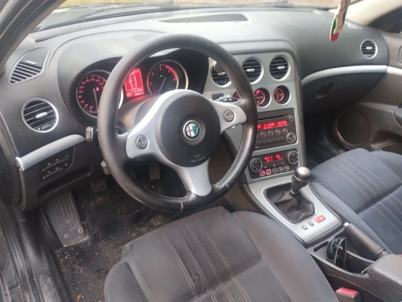Alfa Romeo 159 sportwagon 2.4 jtd m, снимка 9 - Автомобили и джипове - 52395681
