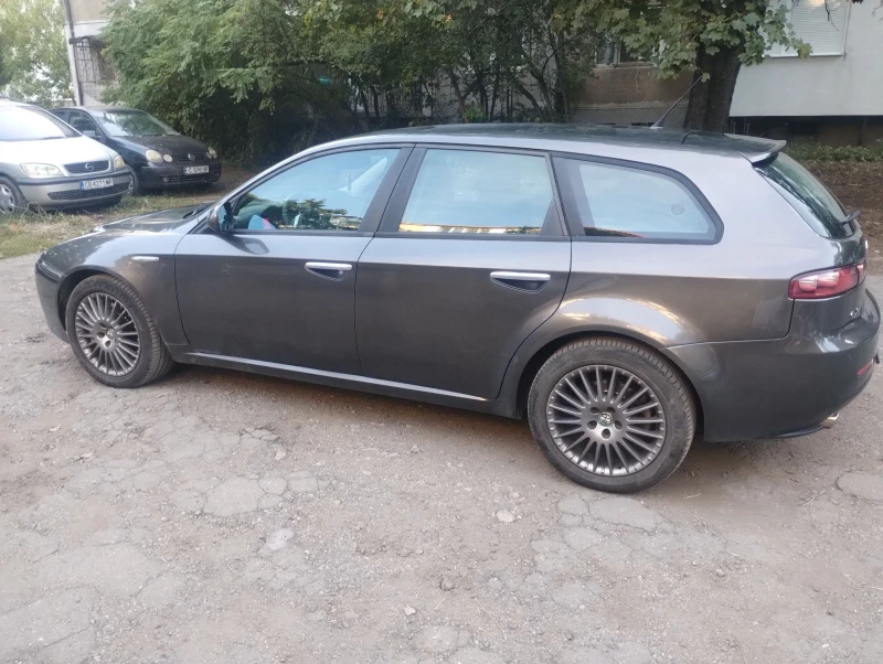 Alfa Romeo 159 sportwagon 2.4 jtd m, снимка 8 - Автомобили и джипове - 52395681