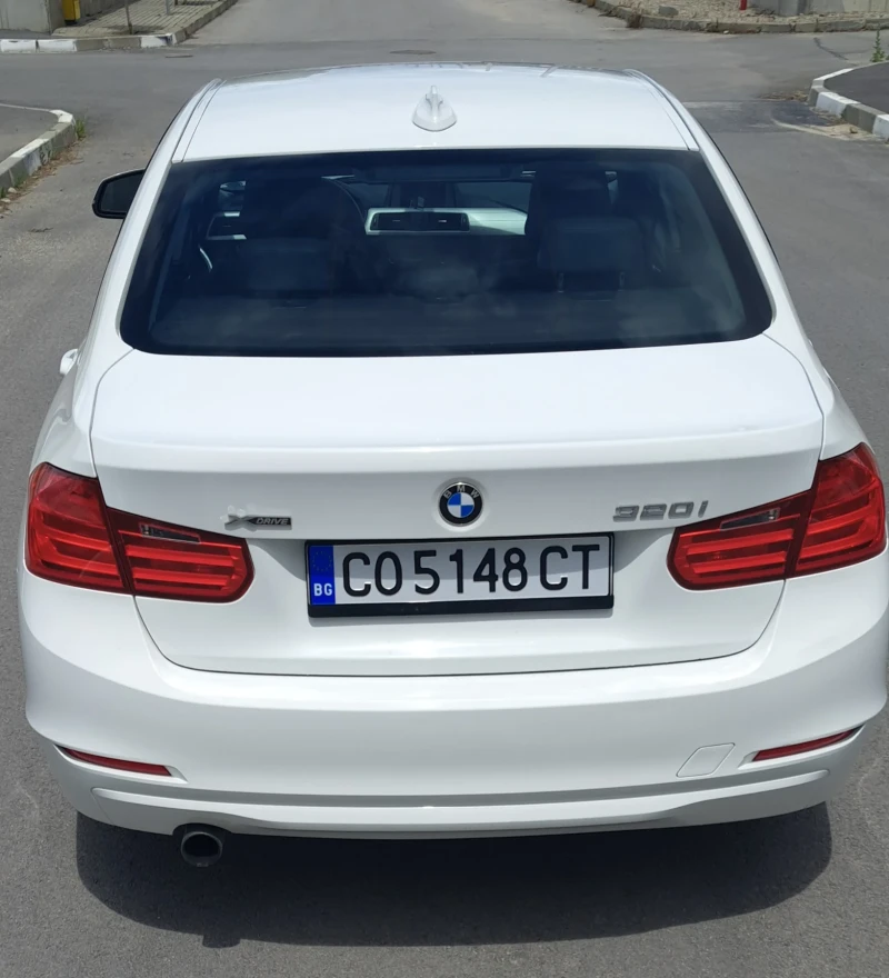 BMW 320, снимка 3 - Автомобили и джипове - 51640709