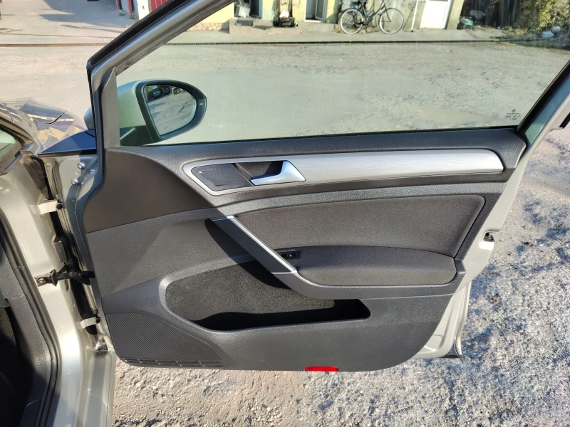 VW Golf, снимка 13 - Автомобили и джипове - 51651518