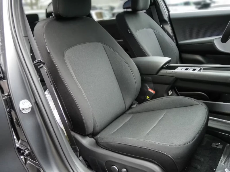 Hyundai Ioniq 6 НОВ!/RWD/228HP/CAM/HUD/NAVI/LED/KLESS/CPLAY/440g, снимка 10 - Автомобили и джипове - 52061958