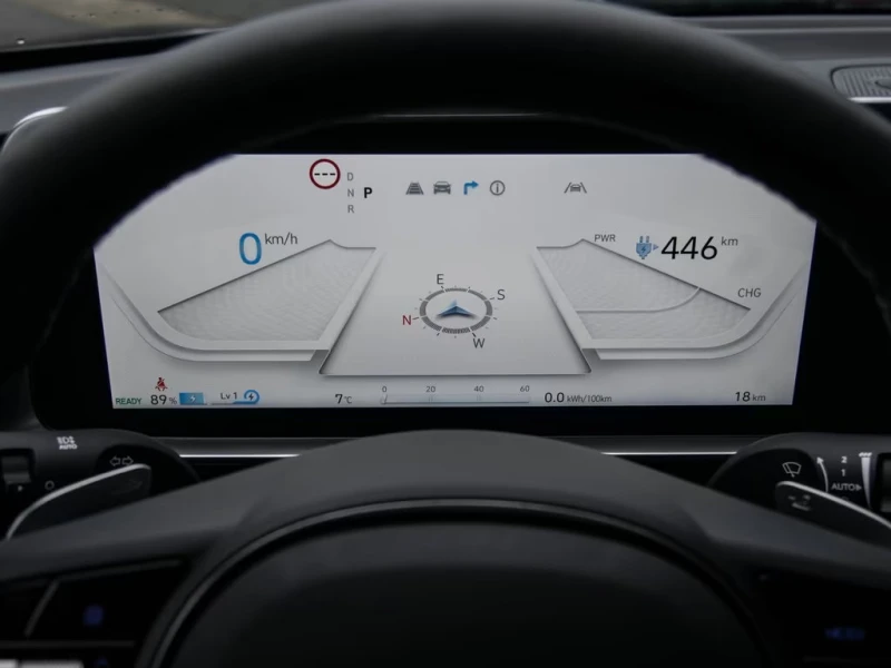 Hyundai Ioniq 6 НОВ!/RWD/228HP/CAM/HUD/NAVI/LED/KLESS/CPLAY/440g, снимка 4 - Автомобили и джипове - 52061958