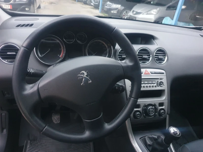 Peugeot 308 1. 6Hdi  FACE 90 ks.EURO 5 2013g, снимка 7 - Автомобили и джипове - 52862847