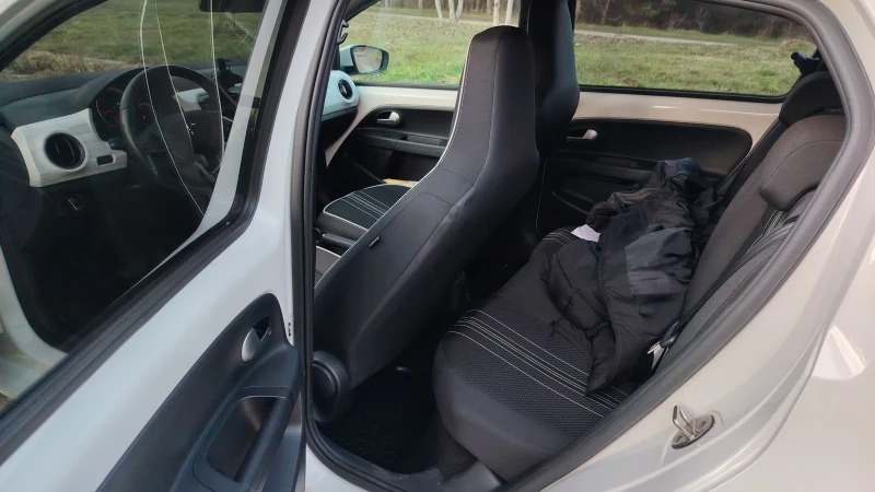 Seat Mii Електрически 36.8kwh, снимка 10 - Автомобили и джипове - 53404337