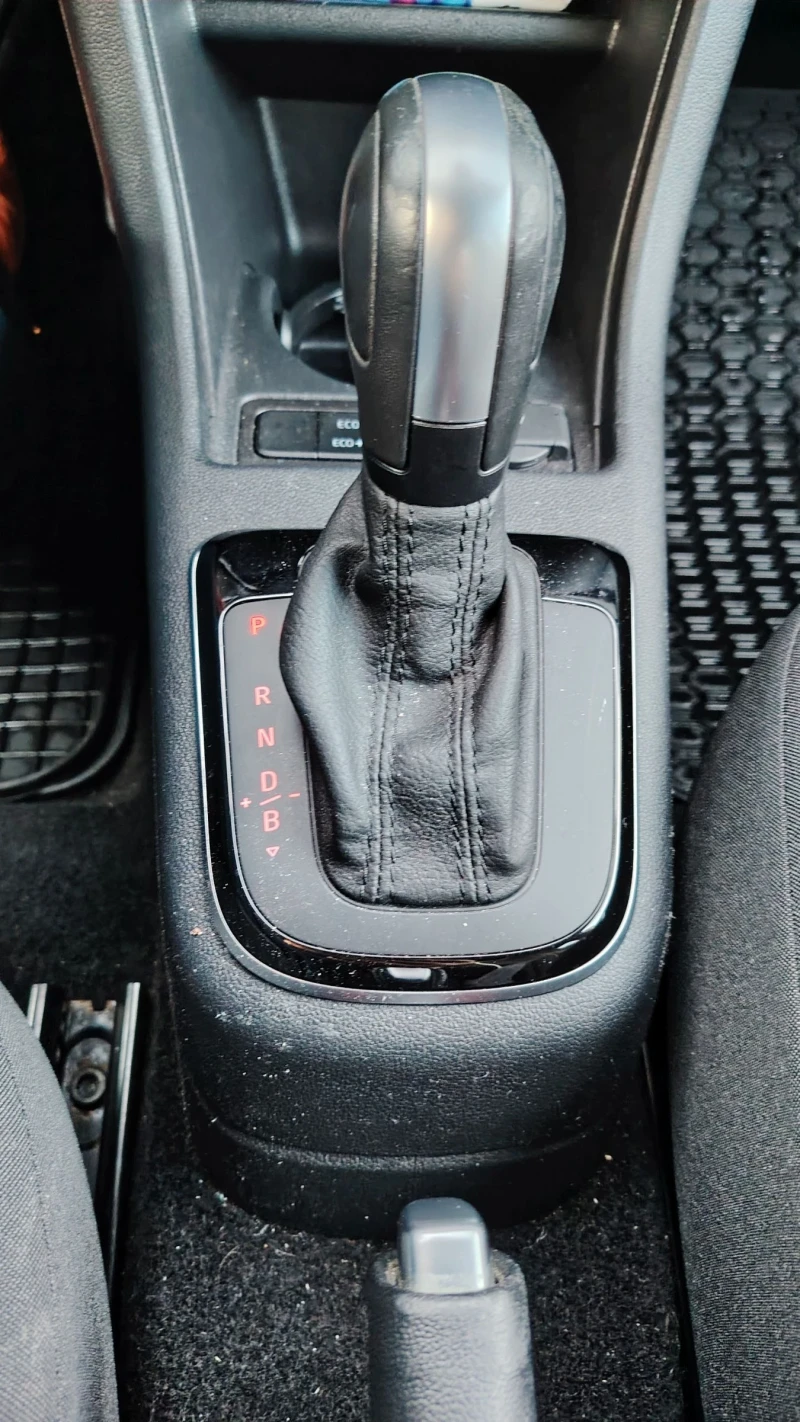 Seat Mii Електрически 36.8kwh, снимка 16 - Автомобили и джипове - 53404337