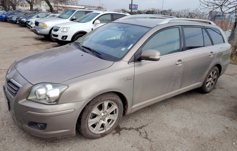 Toyota Avensis 2.2D-CAT/SOLL, снимка 2 - Автомобили и джипове - 53473258